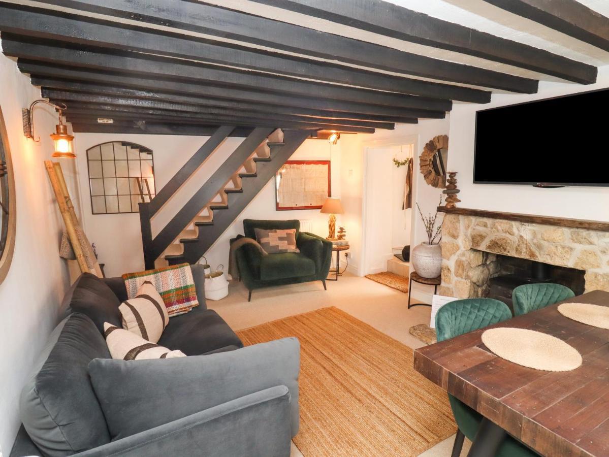 Hobbes Cottage Malmesbury Extérieur photo