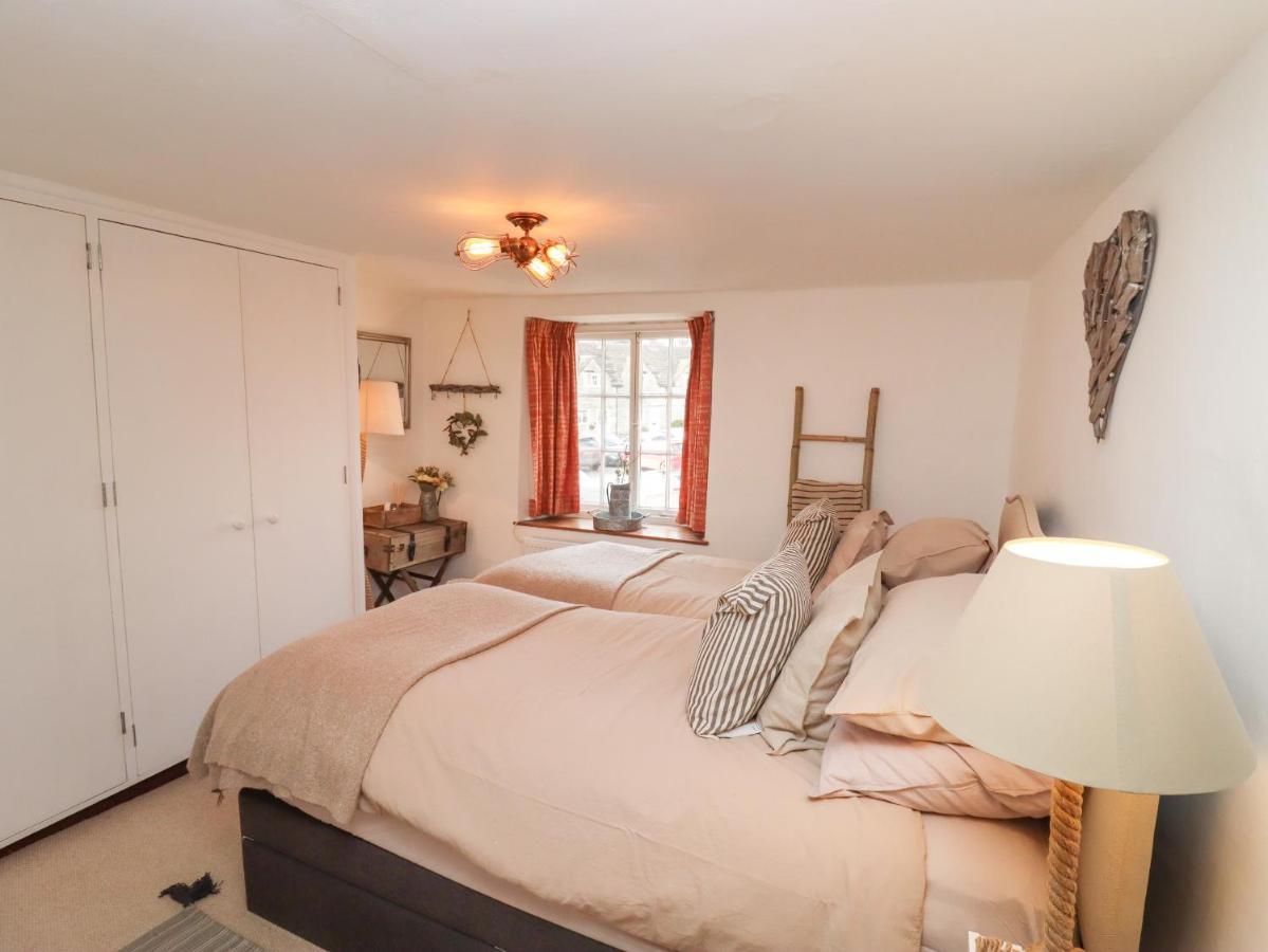 Hobbes Cottage Malmesbury Extérieur photo